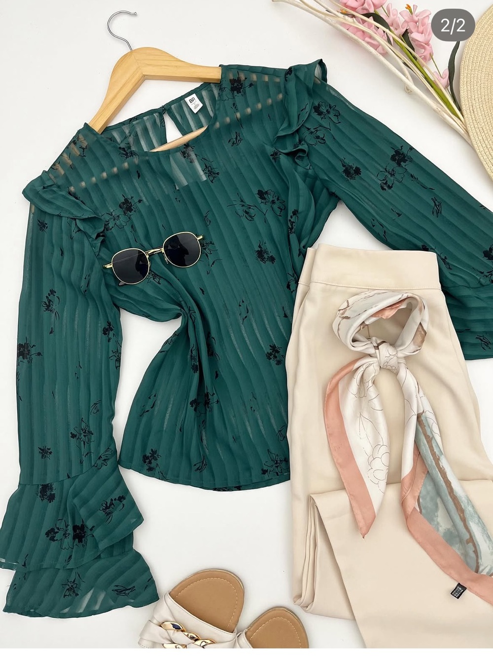BP Nordstrom brand emerald green floral ruffle long sleeve sheer blouse Size XS.